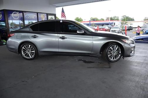 Graphite Shadow 2018 INFINITI Q50 3.0t LUXE