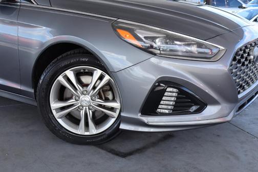 2018 Hyundai SONATA Limited