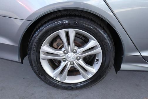 2018 Hyundai SONATA Limited