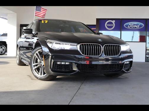2017 BMW 740 i