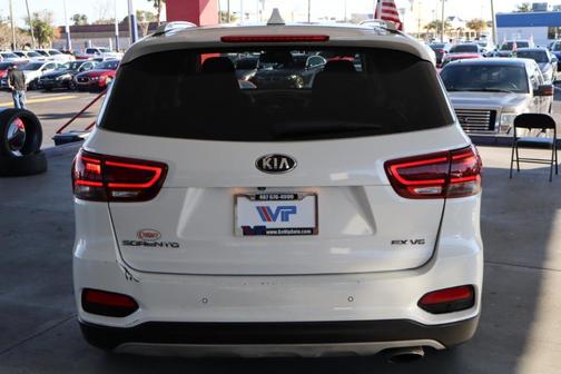 2019 Kia Sorento EX V6