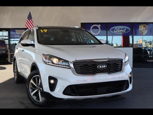 2019 Kia Sorento EX V6