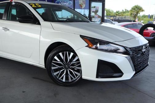 White 2025 Nissan Altima SV