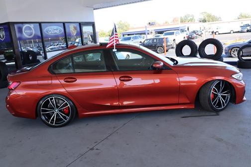 2020 BMW 330 i xDrive