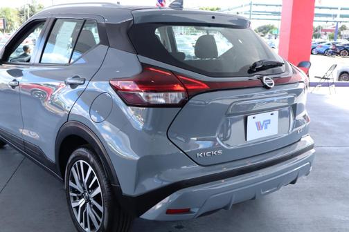 2021 Nissan Kicks SV