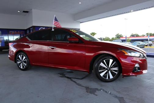 2022 Nissan Altima 2.5 SL