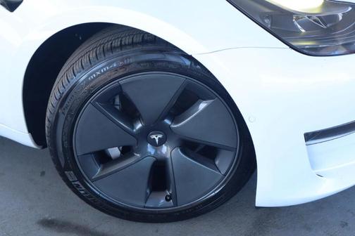 White 2021 Tesla Model 3 Standard Range Plus