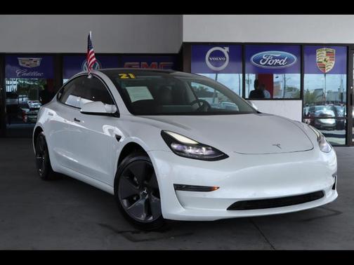 White 2021 Tesla Model 3 Standard Range Plus