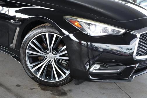 Black 2019 INFINITI Q60 3.0t LUXE