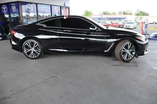 Black 2019 INFINITI Q60 3.0t LUXE