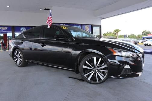 2021 Nissan Altima 2.5 SR