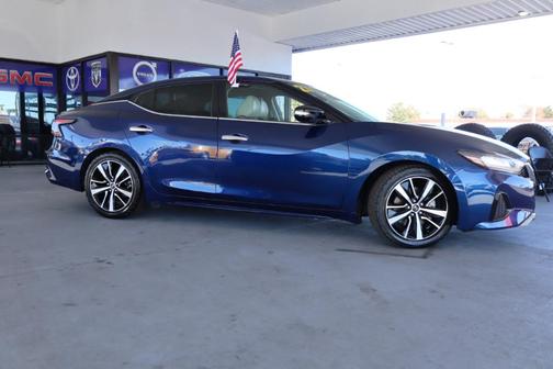 2021 Nissan Maxima SV