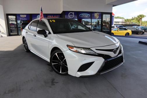 2019 Toyota Camry XSE