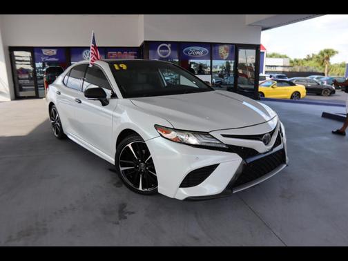 2019 Toyota Camry XSE