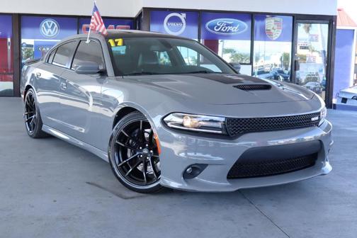 Gray 2017 Dodge Charger R/T 392