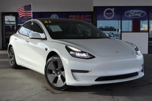 White 2021 Tesla Model 3 Standard Range Plus