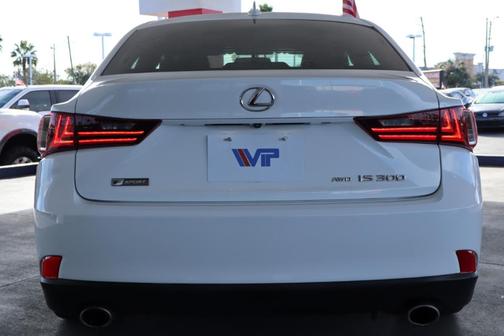 2016 Lexus IS 300 Base