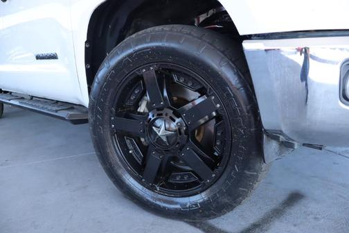 2017 Toyota Tundra SR5