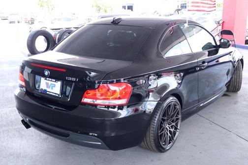 Black 2012 BMW 135 i