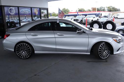 2017 Mercedes-Benz CLA 250 Base