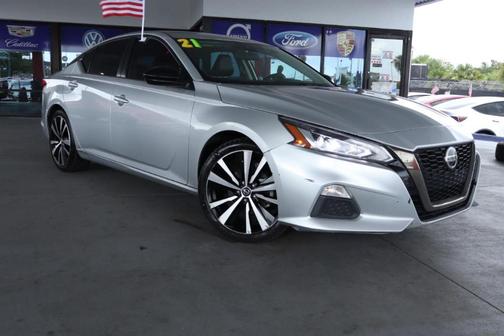 Silver 2021 Nissan Altima 2.5 SR