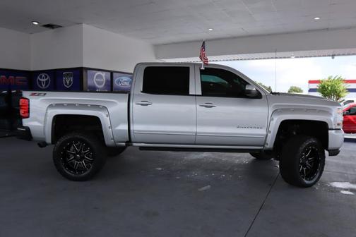 2017 Chevrolet Silverado 1500 2LT