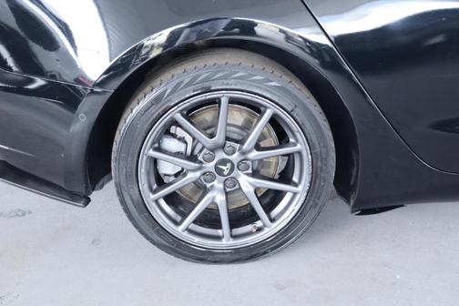 Black 2019 Tesla Model 3 Mid Range