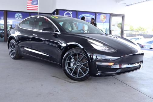 Black 2019 Tesla Model 3 Mid Range