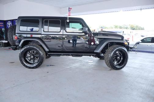 Black 2022 Jeep Wrangler Unlimited Sport S