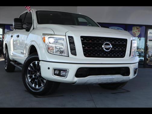 2018 Nissan Titan PRO-4X