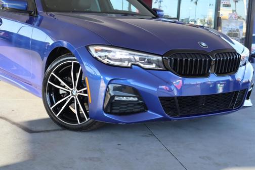 2021 BMW 330 i xDrive