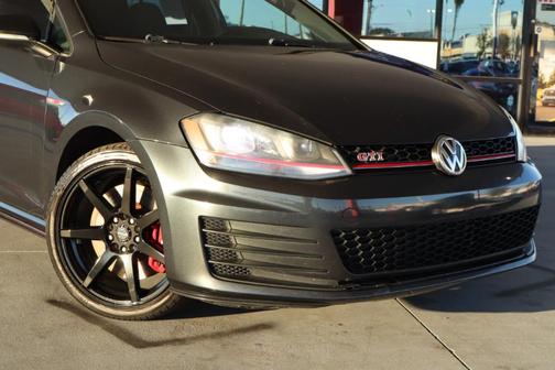 2017 Volkswagen Golf GTI Sport 4-Door
