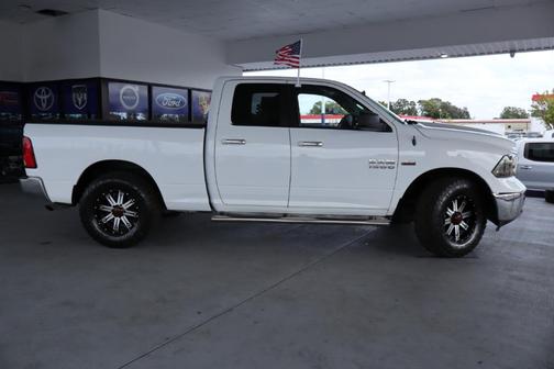 2016 RAM 1500 SLT