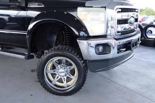 Black 2016 Ford F-250 Platinum