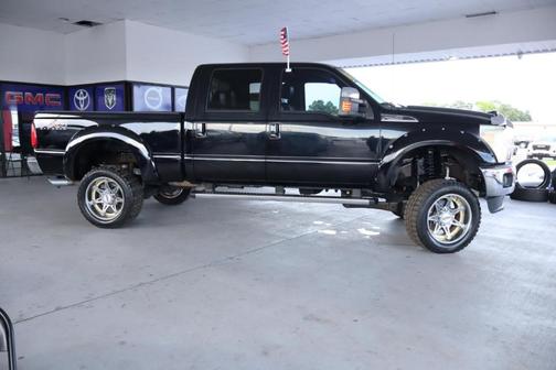 Black 2016 Ford F-250 Platinum