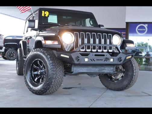 Black 2019 Jeep Wrangler Unlimited Sahara