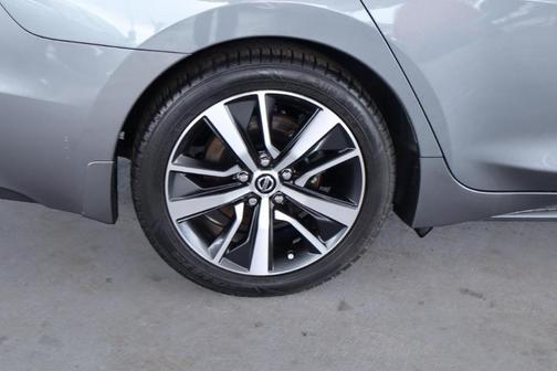 Gun Metallic 2020 Nissan Maxima 3.5 SV