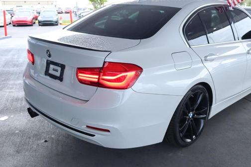 White 2018 BMW 330 i