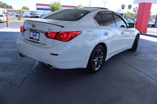 2017 INFINITI Q50 3.0T Signature Edition