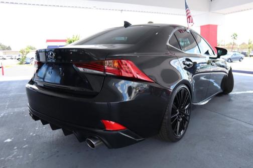 2018 Lexus IS 300 Base