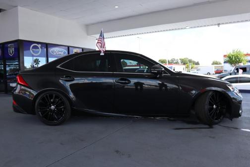 2018 Lexus IS 300 Base
