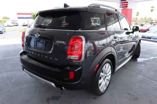 2018 MINI Countryman Cooper S
