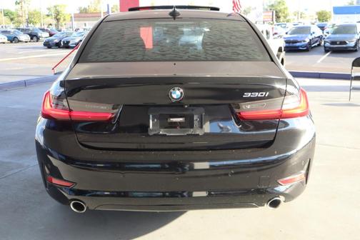 2020 BMW 330 i