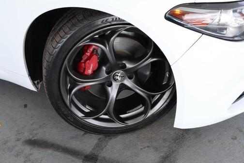 2019 Alfa Romeo Giulia Base