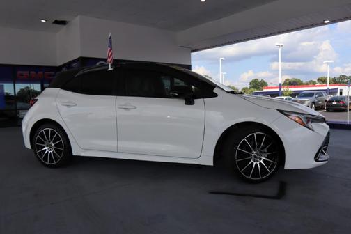 2023 Toyota Corolla Hatchback XSE