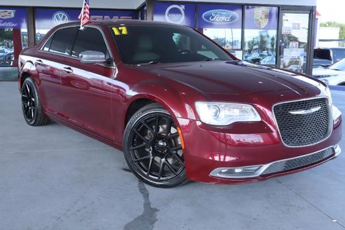 2017 Chrysler 300C Base