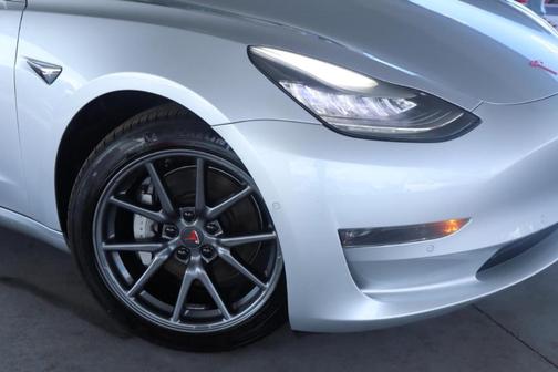 Silver 2018 Tesla Model 3 Long Range