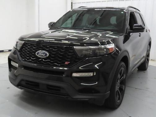 Black Metallic 2021 Ford Explorer ST