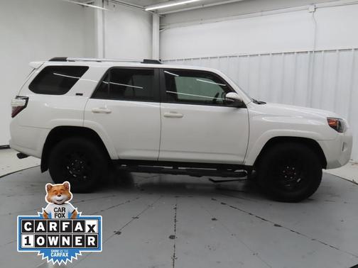 Ice 2023 Toyota 4Runner SR5 Premium