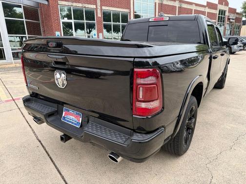 Diamond Black 2019 RAM 1500 Laramie